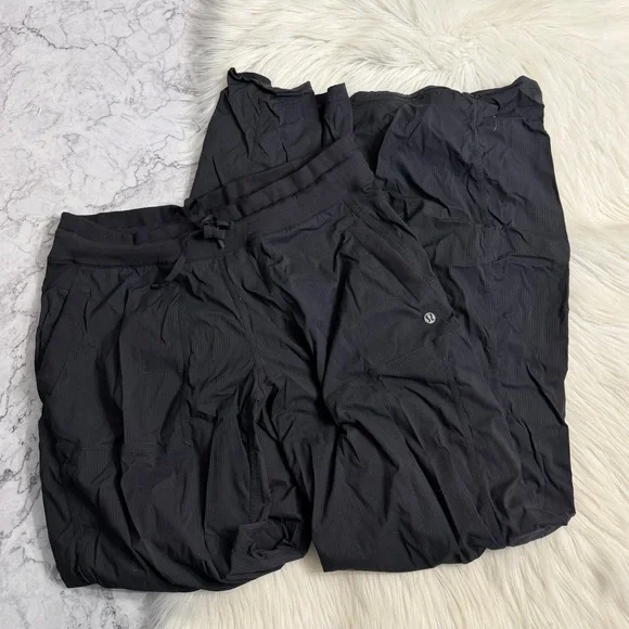 Lululemon Dance Studio Black Athletic Pants Size 12 - Picture 1 of 4